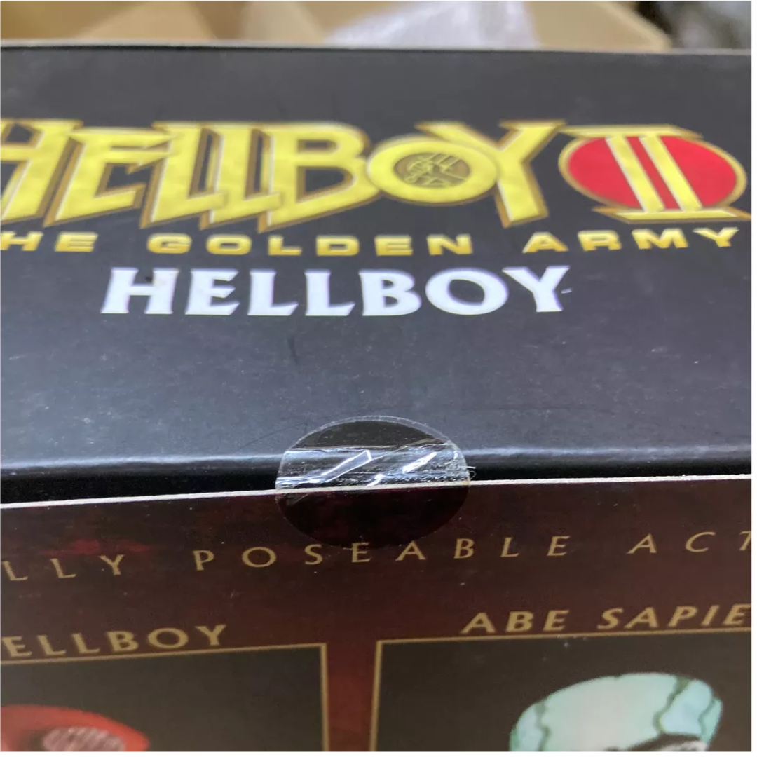 Hellboy 1/6 - Hellboy: The Golden Army Hot Toys