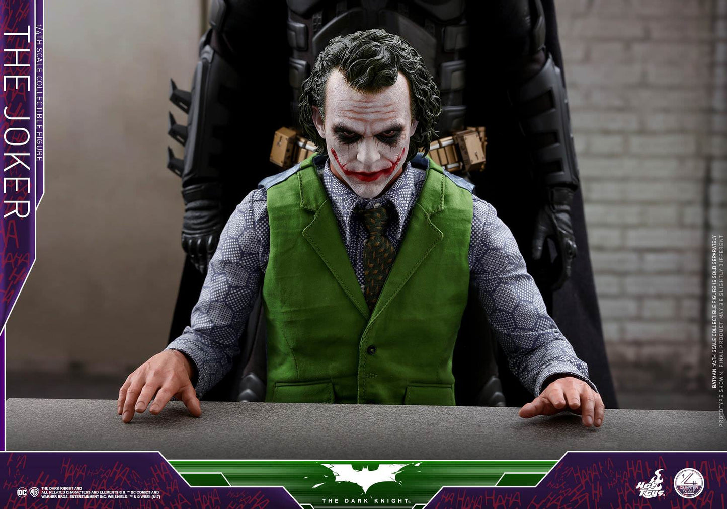 The Joker 1/4 - The Dark Knight Hot Toys