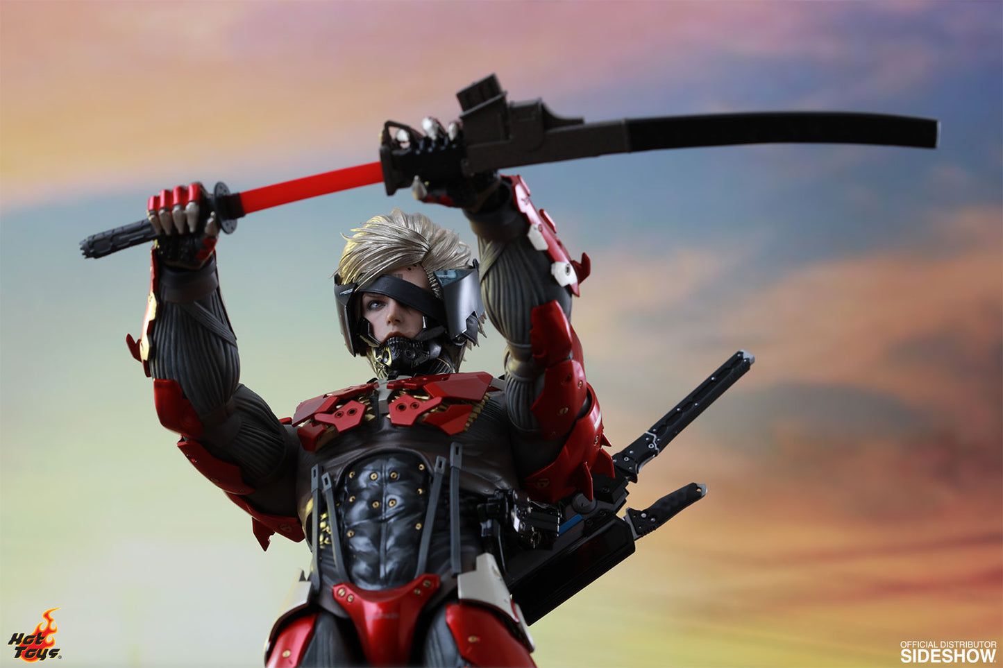 Raiden Inferno Armor 1/6 - Metal Gear Rising: Revengeance Hot Toys