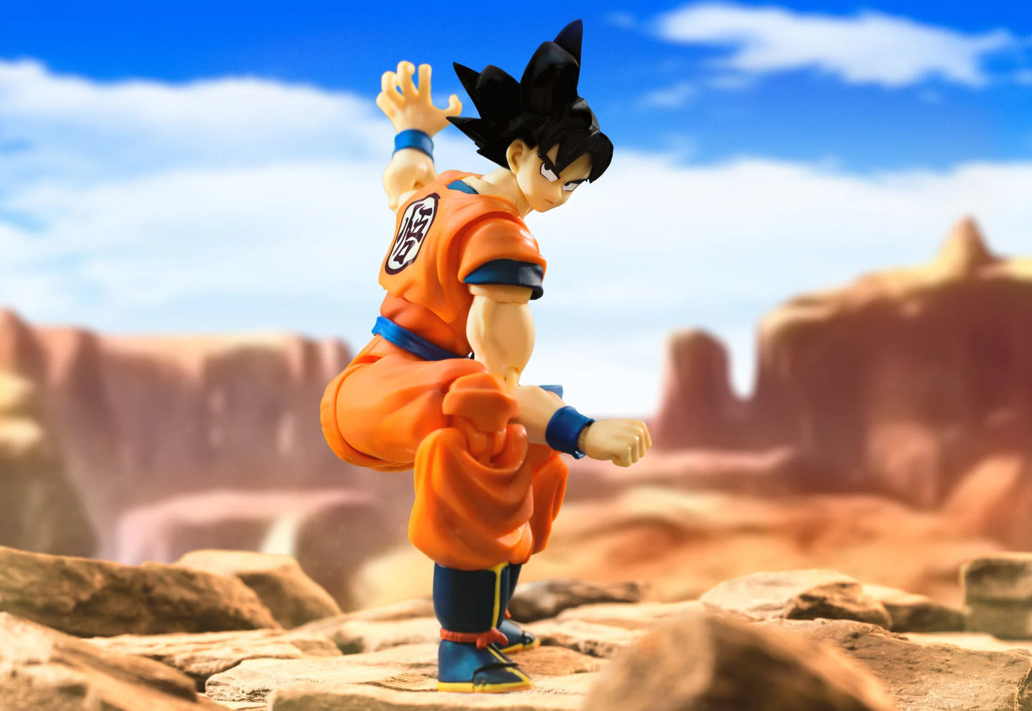 Son Goku Saiyan Raised on Earth - Dragon Ball Z S.H.Figuarts