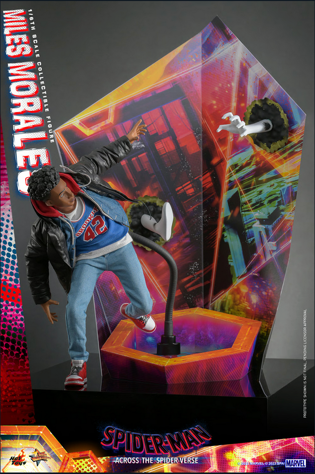 Miles Morales 1/6 - Marvel Spider-Man: Across the Spiderverse Hot Toys