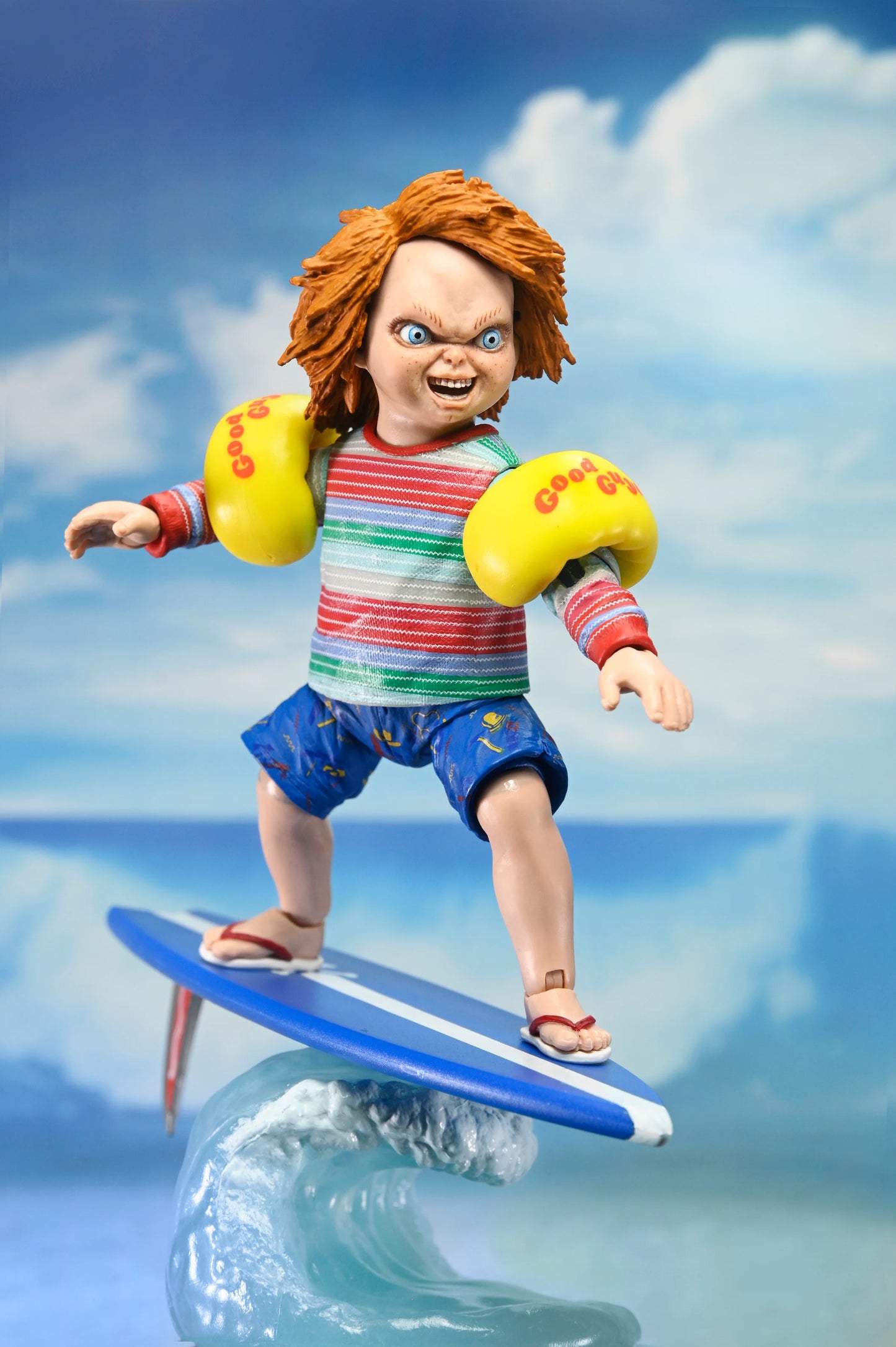 Surf Up Chucky Ultimate - Child's Play 3 NECA SDCC 2025