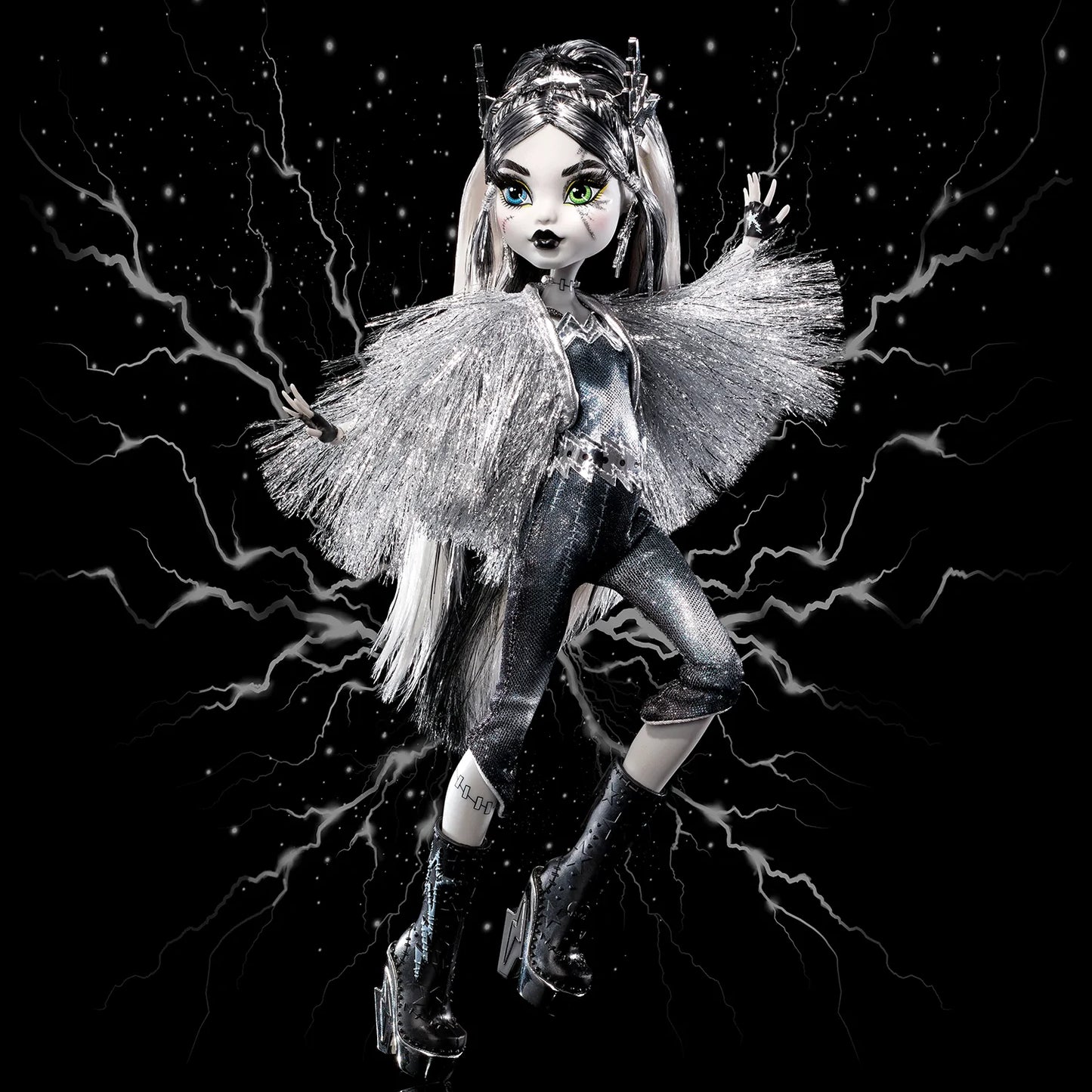 Frankie Stein Doll (SDCC 2022 Exclusive) - Monster High: Voltageous Mattel