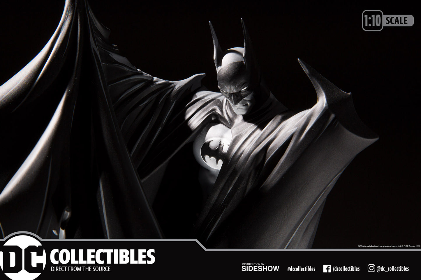 Batman by Todd McFarlane Statue 1/10 - Black and White DC Collectibles