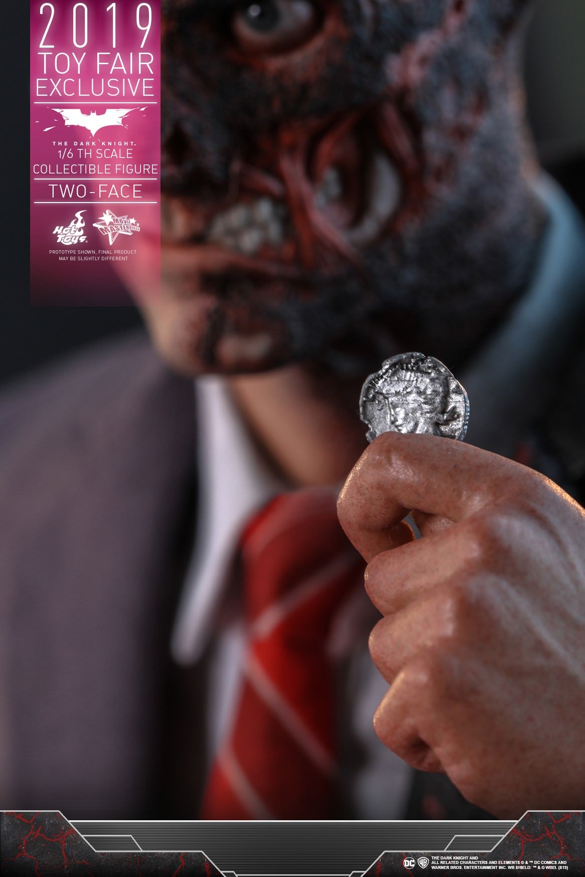 Two-Face 1/6 - The Dark Knight Hot Toys