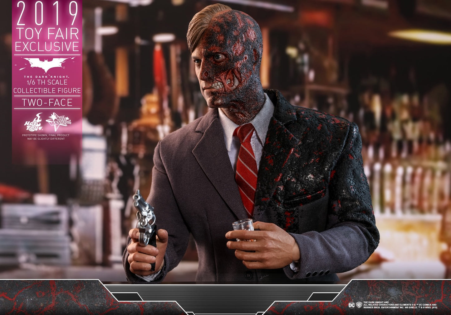 Two-Face 1/6 - The Dark Knight Hot Toys