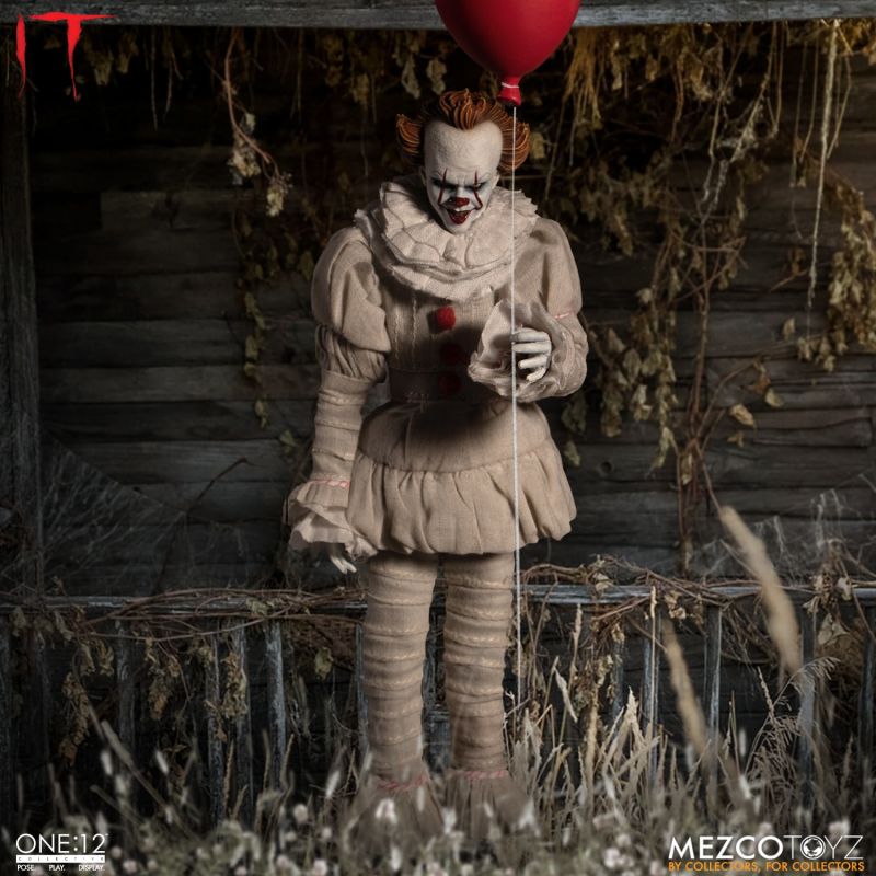 Pennywise One:12 - IT (2017) Mezco Toyz